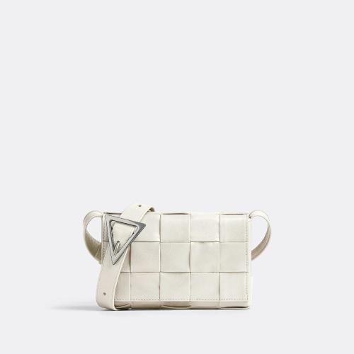  BV葆蝶家 22年秋冬 男士 单肩包 cassette petit format 717587VCQ719007