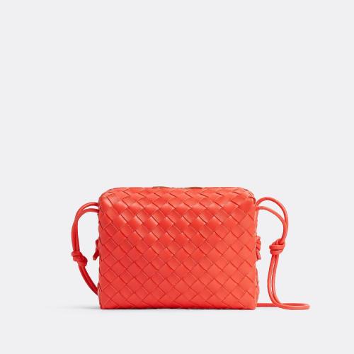  BV葆蝶家 22年秋冬 女士 收纳包 sac camera loop petit format 680255V1G116583