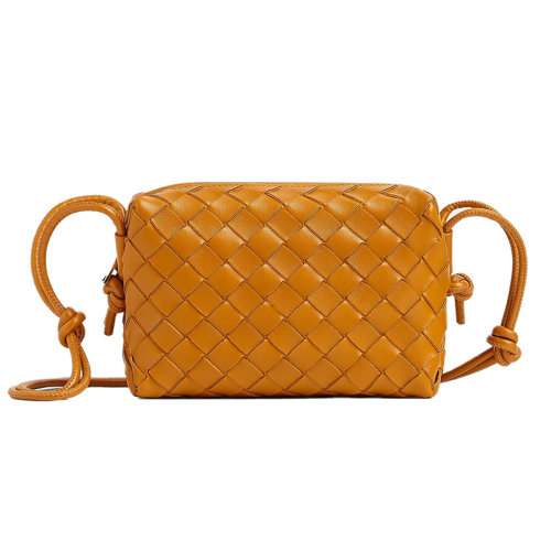 Bottega Veneta/葆蝶家 22新款 女士迷你黄棕色羔羊皮Intrecciato图案拉链开合单肩斜挎相机包680254V1G117716