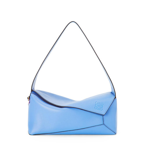 LOEWE/罗意威 22春夏新款Puzzle Hobo系列 女士神圣蓝拼接效果牛皮革徽标压印金扣单肩斜挎拼图包0010701431