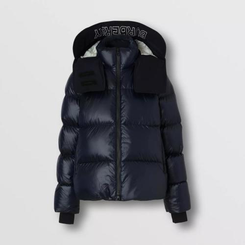  BURBERRY 22年秋冬 女士 可拆式连帽尼龙羽绒服 80578301