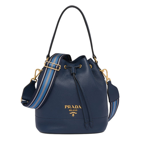PRADA/普拉达 22新款 女士波罗的海蓝saffiano皮革金扣徽标皮革手柄抽绳单肩斜挎手提水桶包1BE018_2BBE_F0216_V_NOM