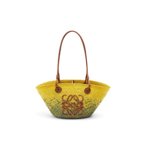  LOEWE罗意威 22年秋冬 女士 手提包 Small Anagram Basket bag in iraca palm and calfskin A2