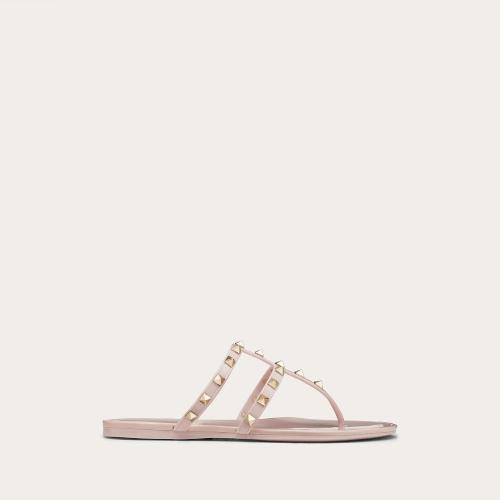 VALENTINO华伦天奴 22年春夏 女士 平底凉鞋 Tongs Rockstud en caoutchouc 1W2S0T84PVSW34