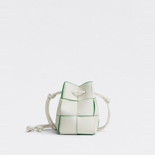  BV葆蝶家 22年秋冬 女士 单肩包 sac seau cassette mini format 680217V1Q719045