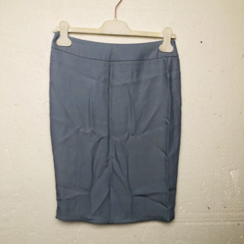 ARMANI COLLEZIONI/阿玛尼卡尔兹 女士蓝色半身裙 RMN01T RM001 708（瑕疵折扣）