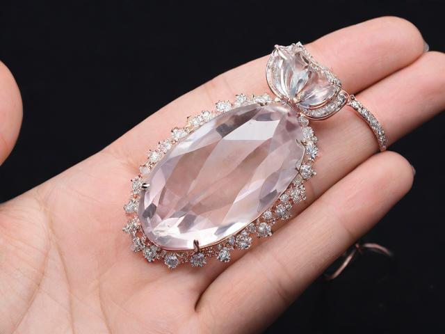 为什么东海县水晶资源丰富？