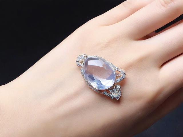 为什么流沙水晶如此昂贵? 为什么流沙水晶如此昂贵?