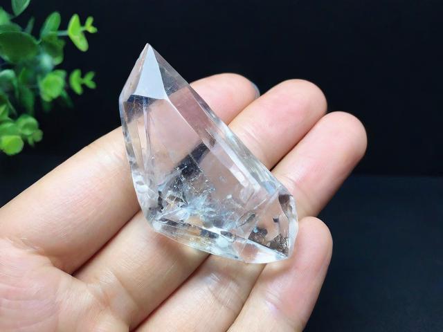 海水晶为什么价格便宜？探究海水晶价格低廉的原因